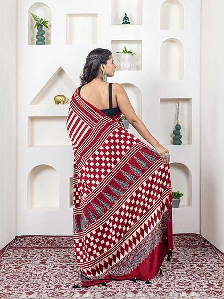 Ajrakh print hand block modhal shatin saree