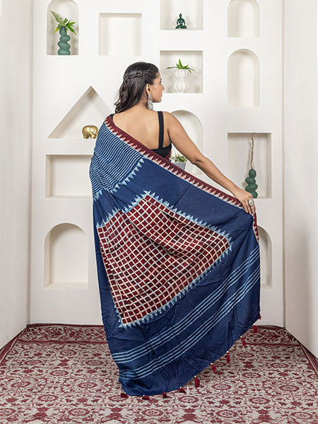 Ajrakh print hand block modhal shatin saree