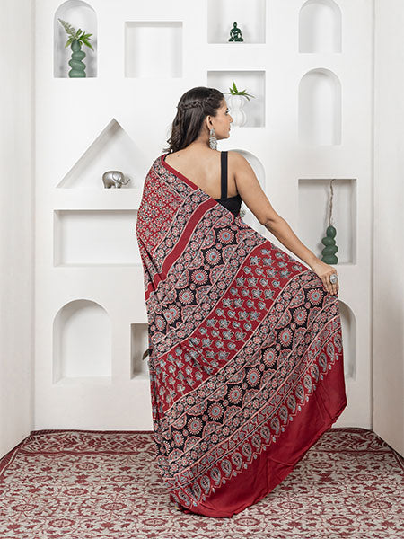 Ajrakh print hand block modhal shatin saree