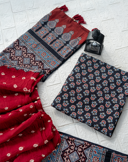 Bandhani Suit with Dupatta