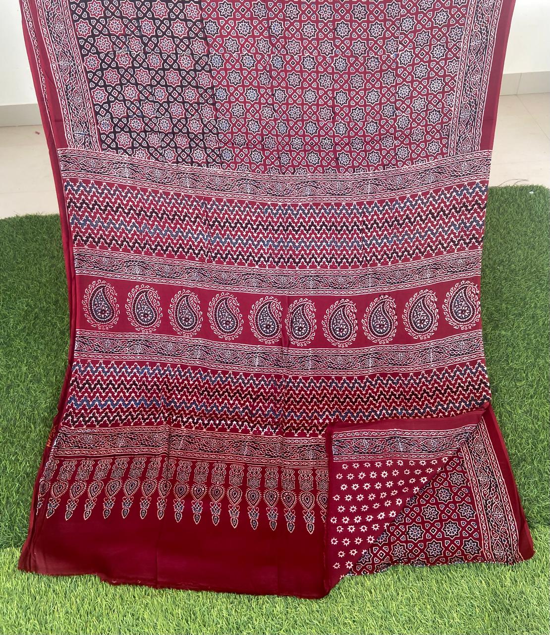 Ajrakh print hand block modhal shatin saree