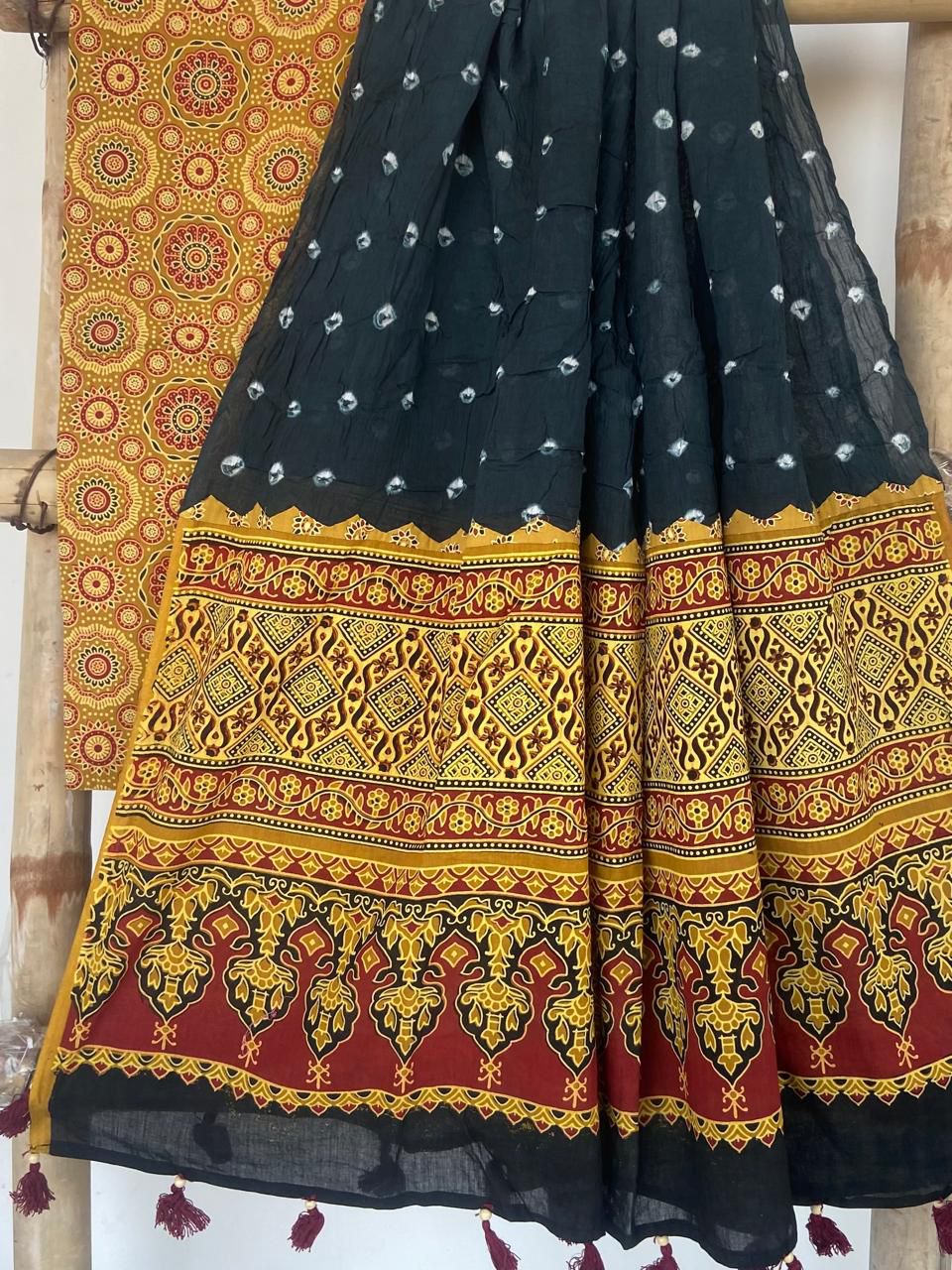 Bandhani Dupatta Suit Pcs