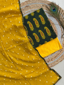 Bandhani Suit with Dupatta